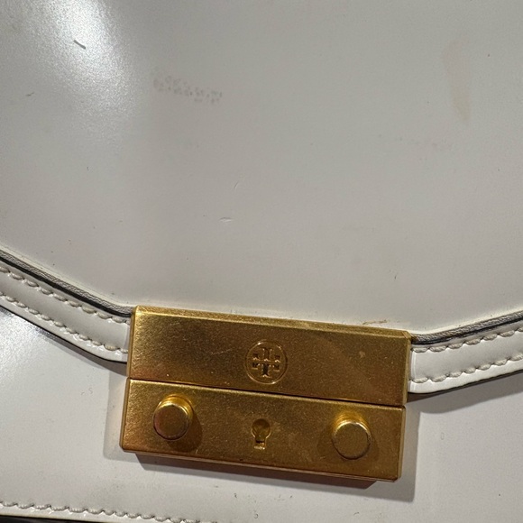 Tory Burch White and Gold Mini Bag - Picture 2 of 16